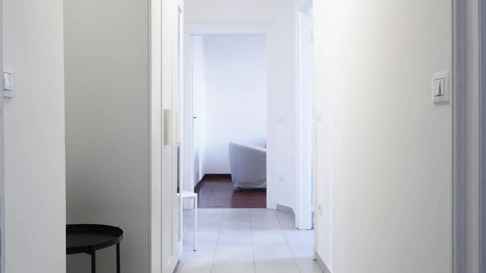 Zaffiro Apartment Milan